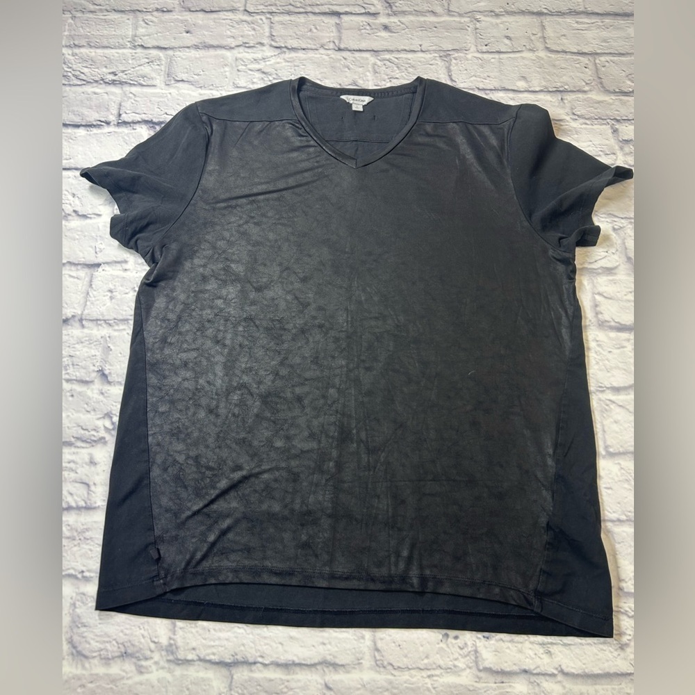 Calvin Klein Women's Black Short Sleeve VNeck Tee. Size Large